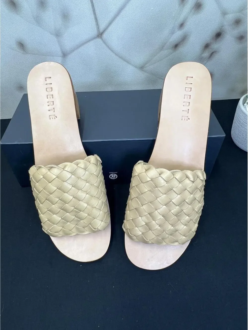 LIBERTE Santorini Leather mules size 10 - Picture 5 of 9
